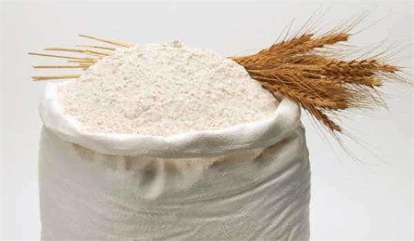 عرضه یک هزار تن آرد گندم در تالار محصولات کشاورزی