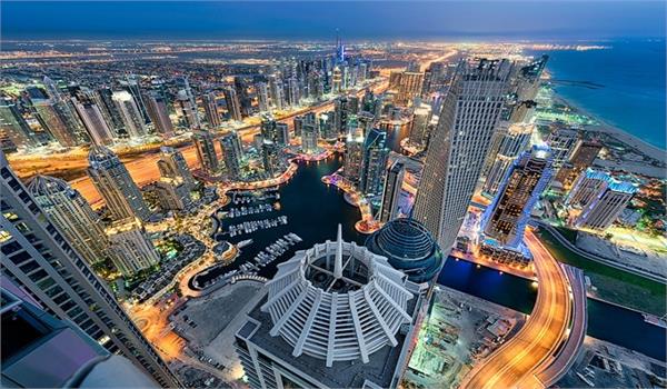 امارات سهم اقتصاد غیرنفتی را به ۸۰ درصد می‌رساند
